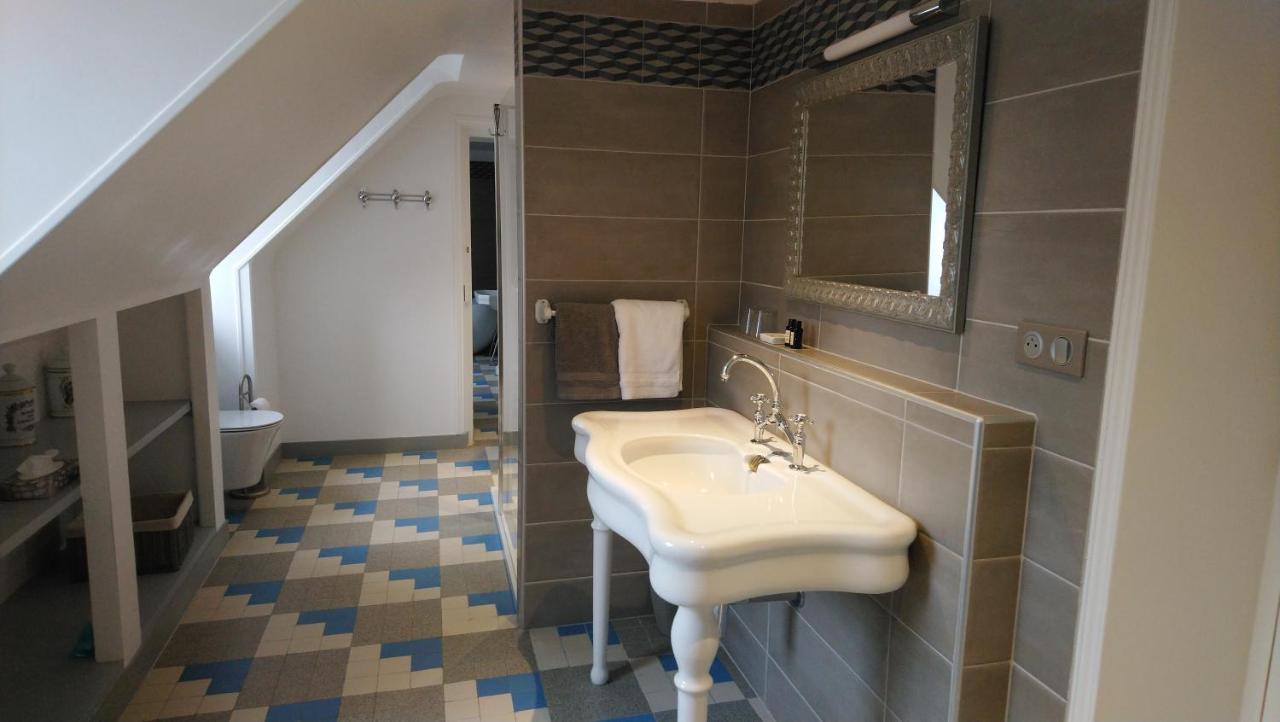 Manoir De Conjon Bed & Breakfast Crouay Dış mekan fotoğraf