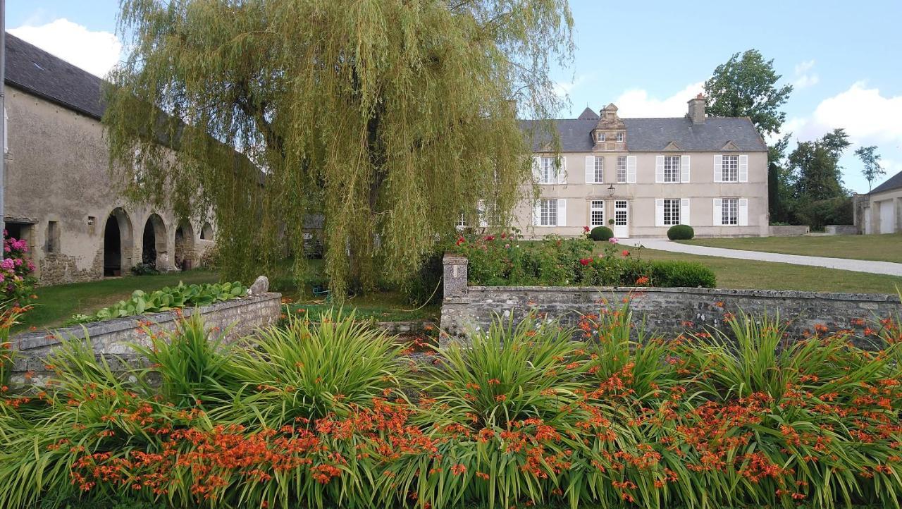 Manoir De Conjon Bed & Breakfast Crouay Dış mekan fotoğraf
