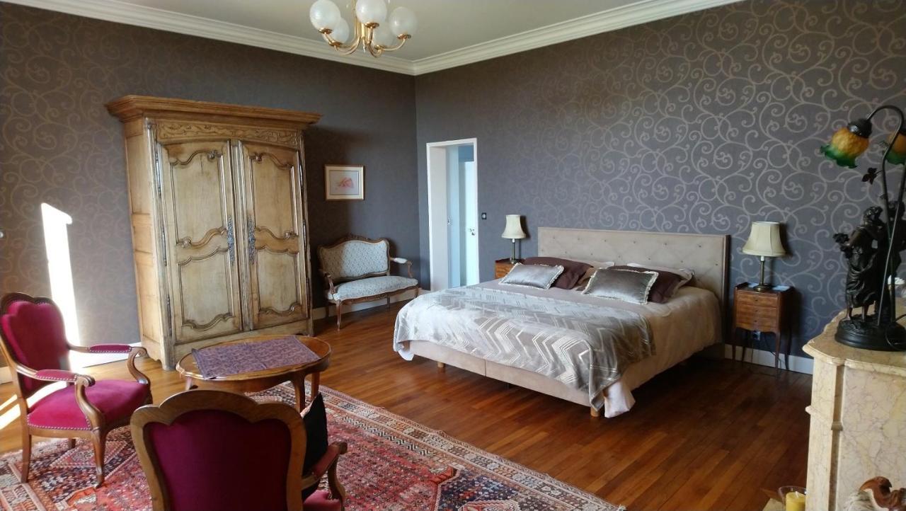 Manoir De Conjon Bed & Breakfast Crouay Dış mekan fotoğraf