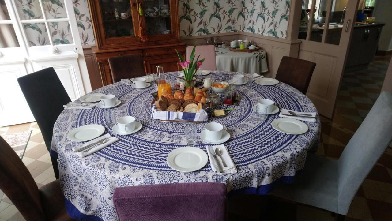 Manoir De Conjon Bed & Breakfast Crouay Dış mekan fotoğraf